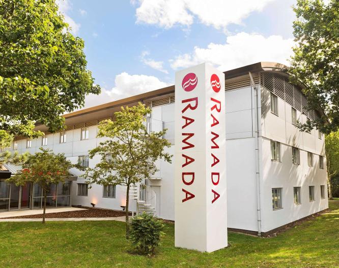 Ramada South Mimms M25 - Außenansicht