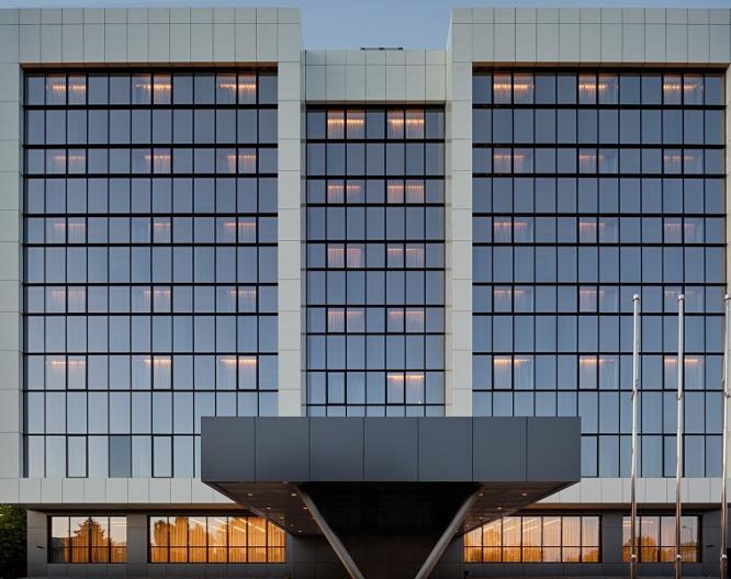 BOF Hotels Business - Außenansicht