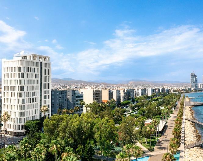 NYX Hotel Limassol by Leonardo Hotels - Außenansicht