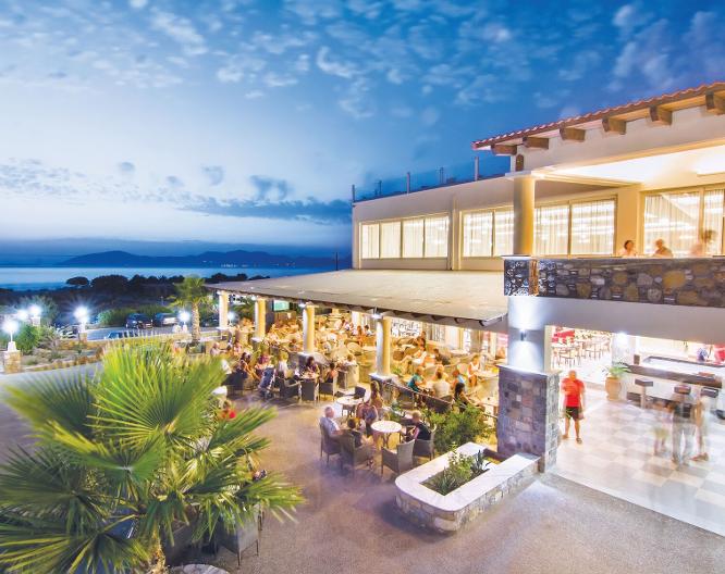 Kouros Palace Hotel - Außenansicht