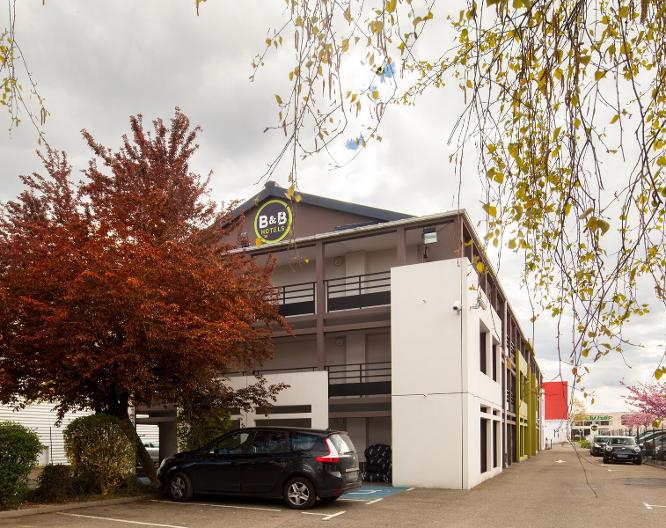 B&B Hôtel Orgeval - Außenansicht