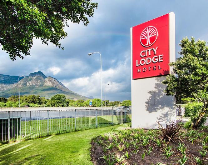 City Lodge Hotel Pinelands - Außenansicht