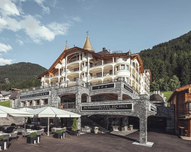 Schlosshotel Ischgl - Außenansicht
