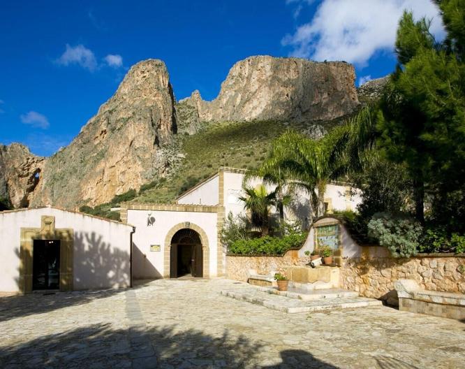 Cala dell'Arena - Außenansicht