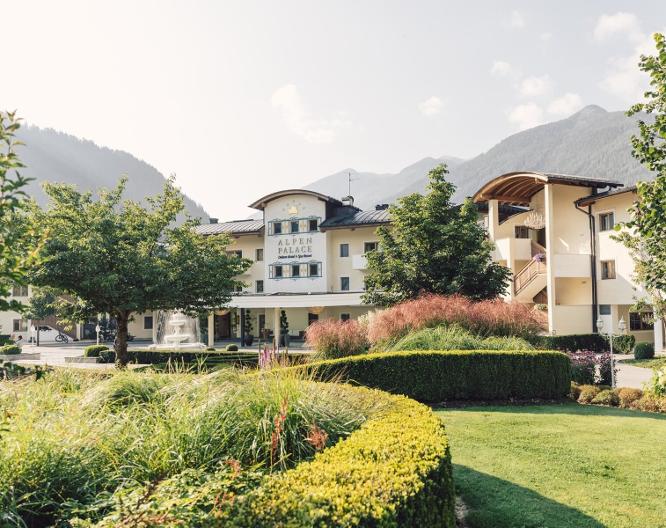 Alpenpalace Luxury Hideaway & Spa Retreat - Außenansicht