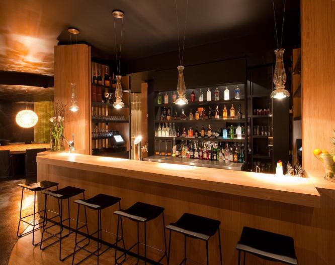 Axel Hotel Berlin - Essen und Trinken