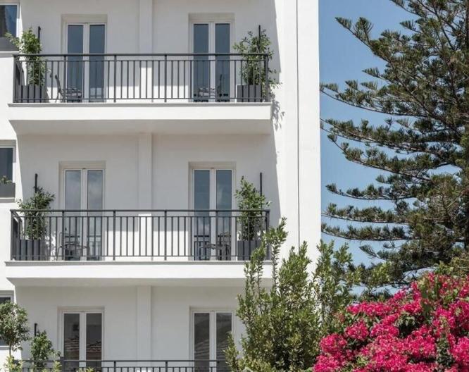 Bitzaro Hotel - Außenansicht