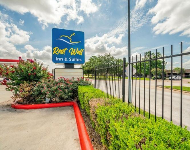 Sleep Inn & Suites I-45 / Airtex - Außenansicht