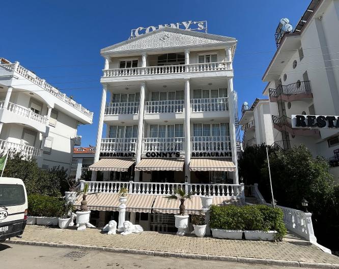 Conny's Boutique hotel - Außenansicht