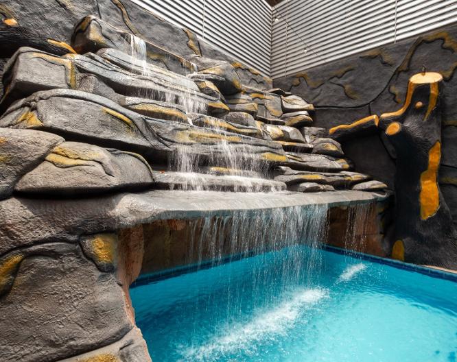 Summit Amazonia Tower Hotel - Pool