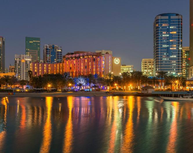 Sheraton Abu Dhabi Hotel & Resort - Außenansicht