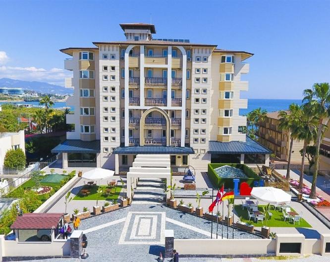 Eos Beach Hotel - Außenansicht