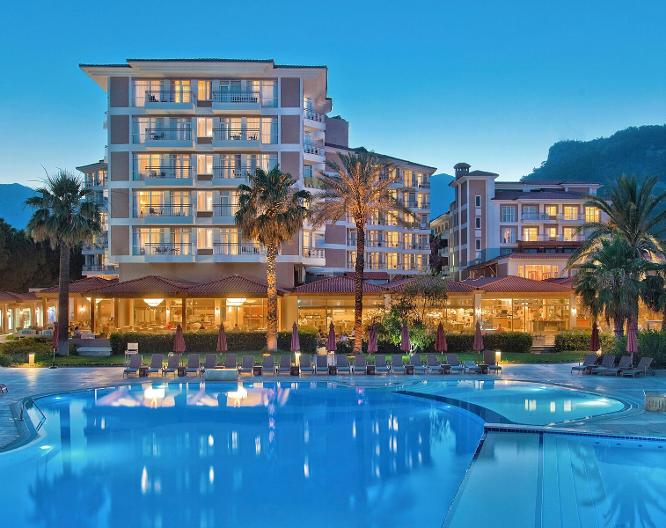 Akka Alinda Hotel - Außenansicht