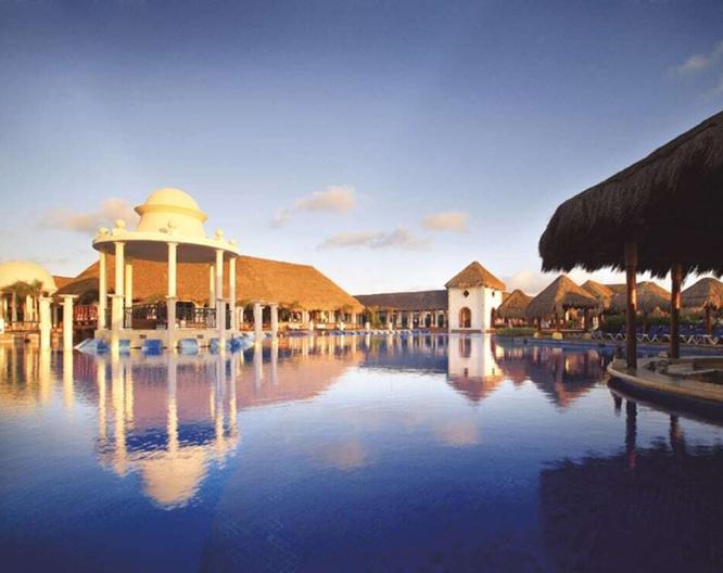 Dreams Sapphire Resort & Spa - Außenansicht