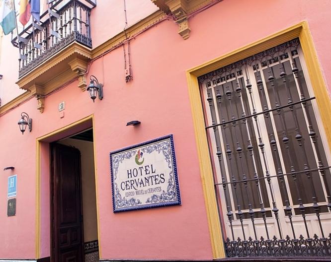 Hotel Cervantes - Außenansicht