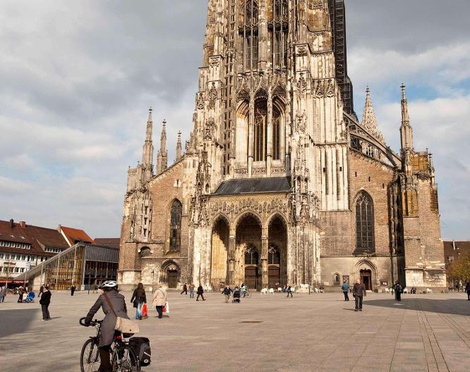 Hotel ibis Ulm City - Außenansicht