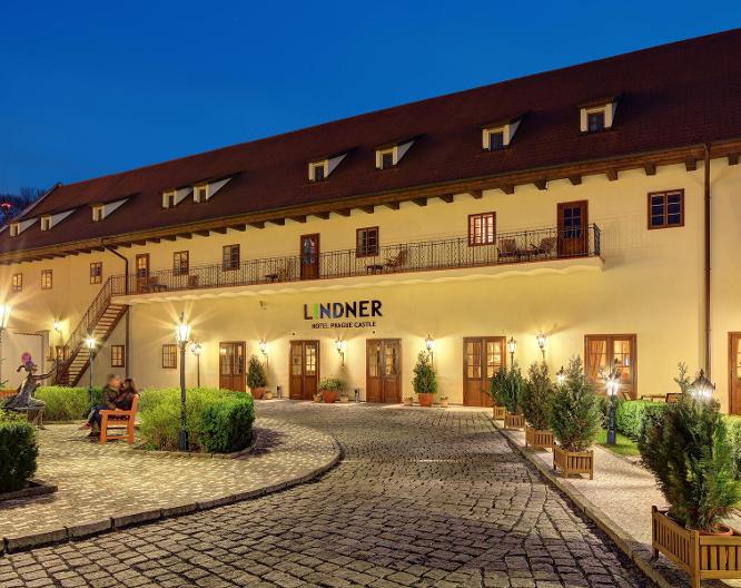 Lindner Hotel Prague Castle - Außenansicht