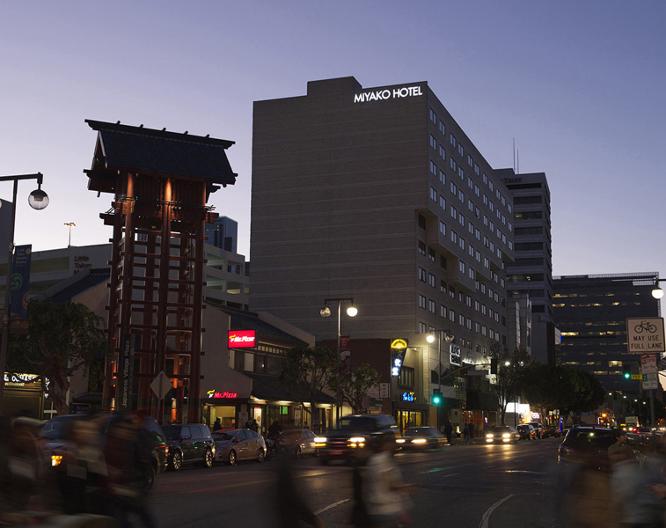Miyako Hotel Los Angeles - Außenansicht