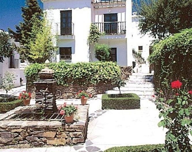 Villa Turistica de Bubion - Außenansicht