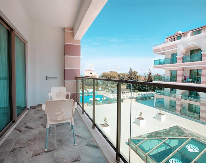 Dosinia Luxury Resort - Außenansicht