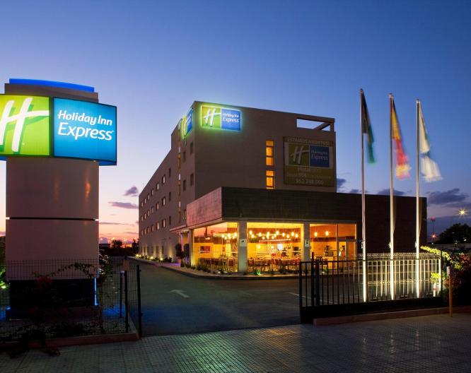 Holiday Inn Express Malaga Airport - Außenansicht