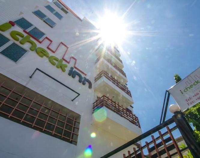 iCheck Inn Residences Sathorn - Außenansicht