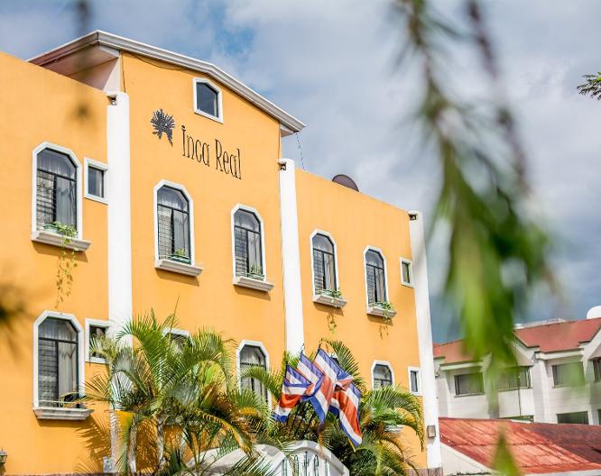 Hotel Amon Real - Außenansicht
