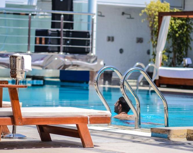 Sun City Hotel - The Gabriel - Piscine