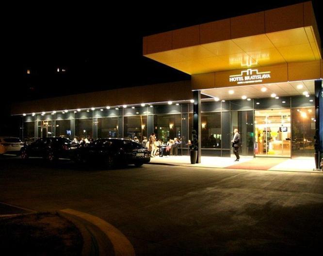 Bratislava Hotel & Congress Centre - Außenansicht