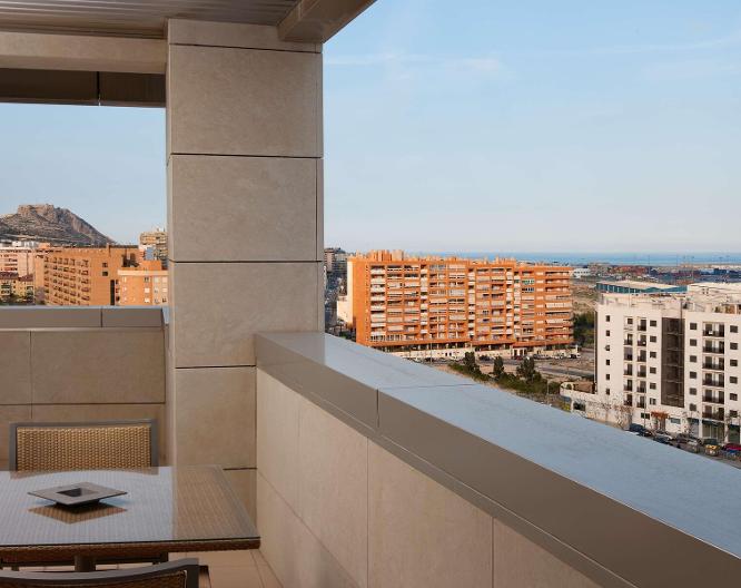 NH Alicante - Außenansicht