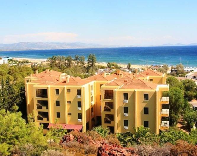Palm Court Suites - Außenansicht