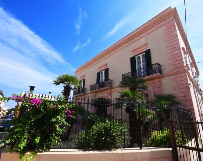 Palazzo Castriota - Außenansicht