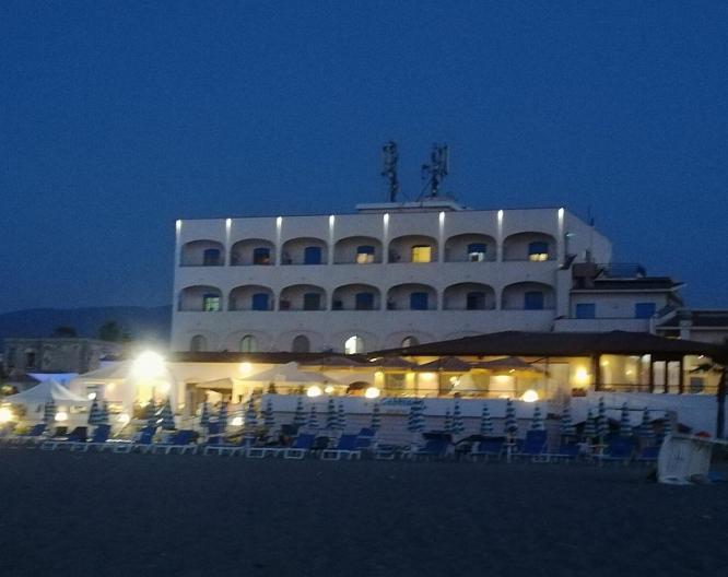 Hotel Il Gabbiano - Außenansicht