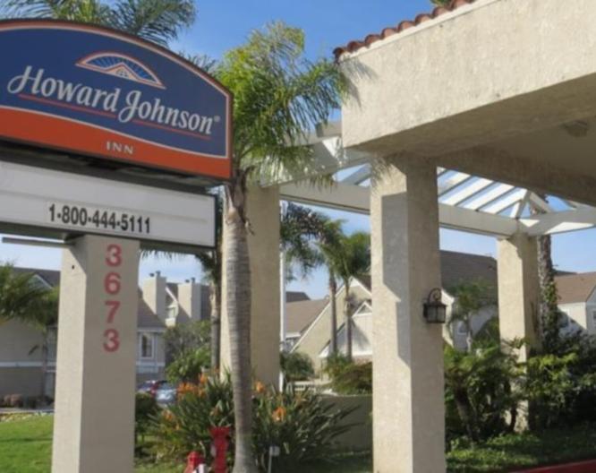 Howard Johnson Torrance - Außenansicht