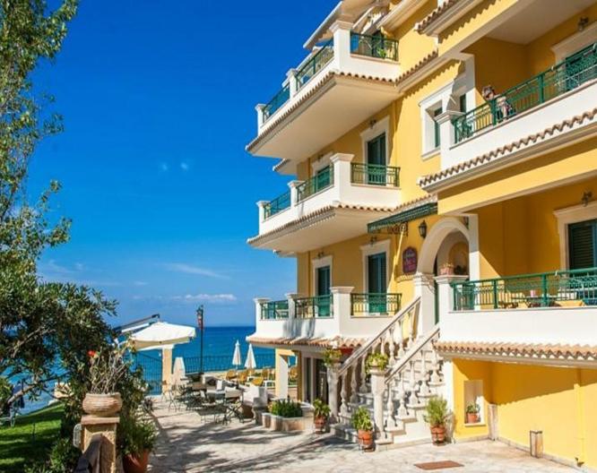 Andreolas Luxury Suites - Außenansicht