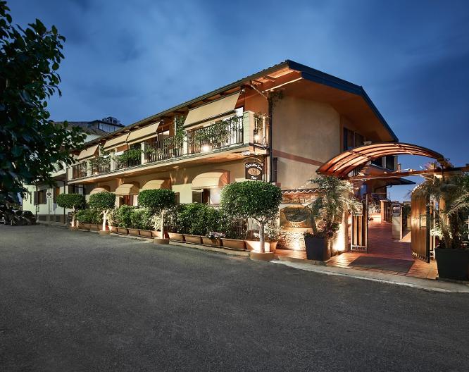 Rocca della Sena - Außenansicht