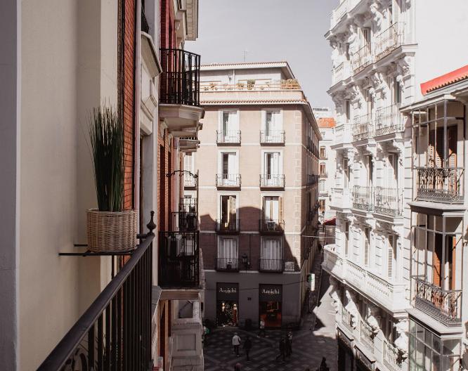 Room007 Select Sol - Außenansicht