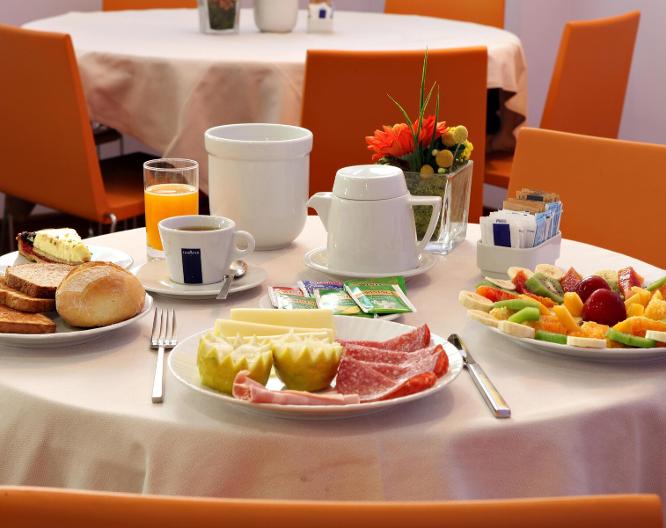 Des Etrangers - Essen und Trinken