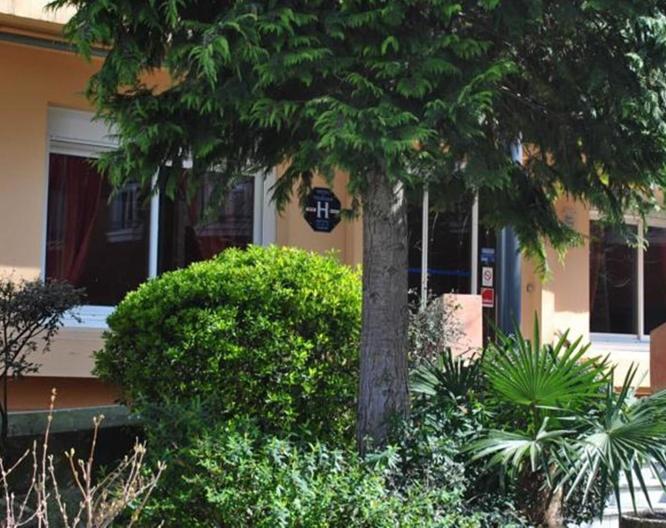 Hôtel Alliance - Außenansicht