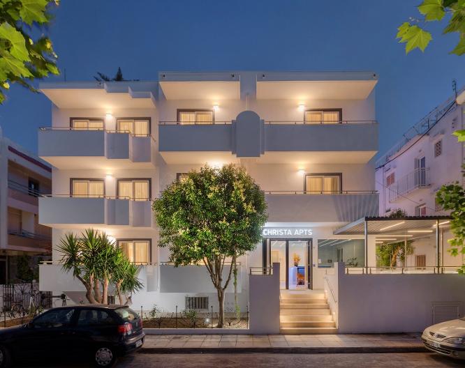 Christa Apartments - Außenansicht
