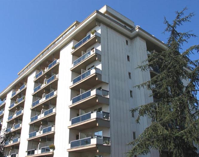 Pineta Palace - Außenansicht
