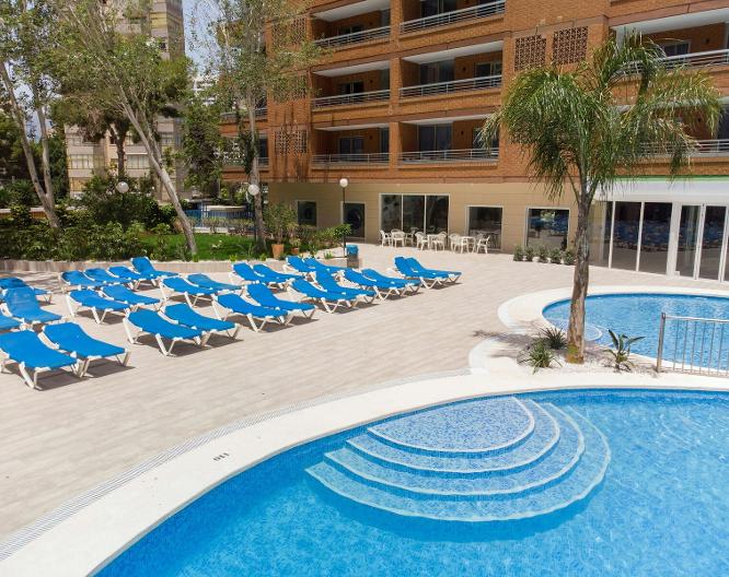 Levante Lux - Pool