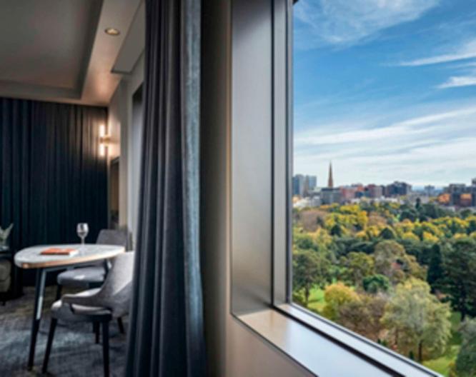 Pullman Melbourne On The Park - Außenansicht
