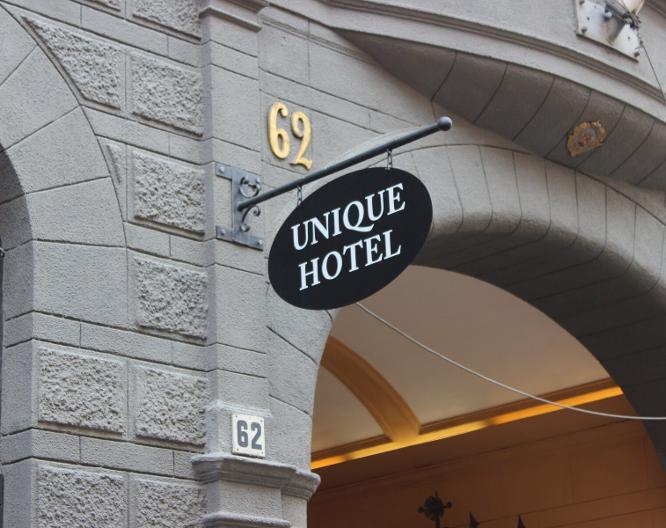 Unique Hotel - Außenansicht