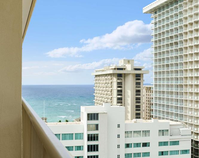 OUTRIGGER Waikiki Paradise Hotel - Außenansicht