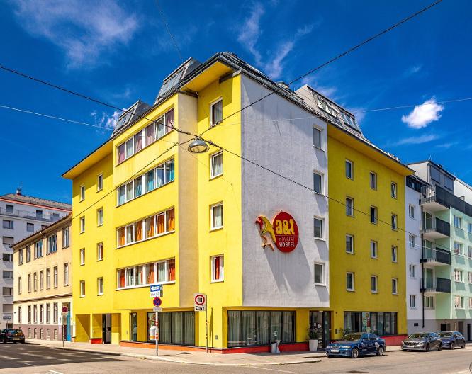 a&t Holiday Hostel Wien - Außenansicht