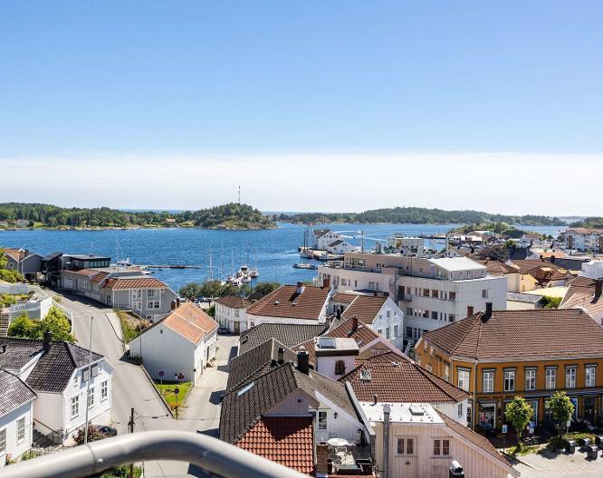 Home Hotel Grimstad - Außenansicht