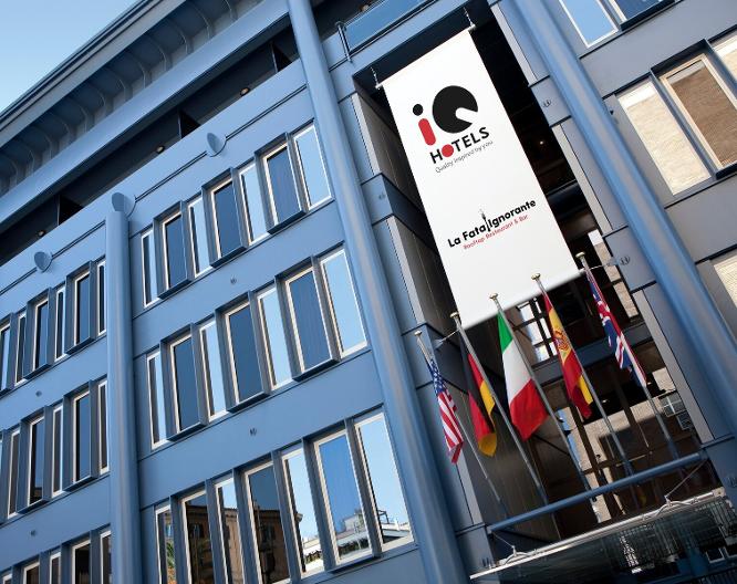 iQ Hotel Roma - Außenansicht