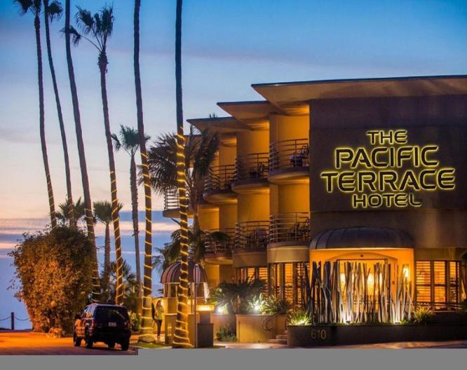 Pacific Terrace Hotel - Außenansicht