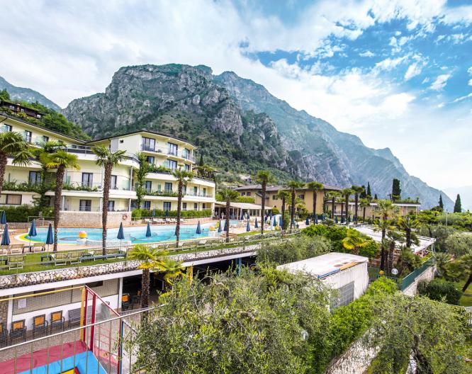 Royal Village - Vue extérieure